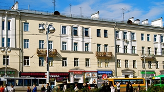 People queuing in the Russian Federation